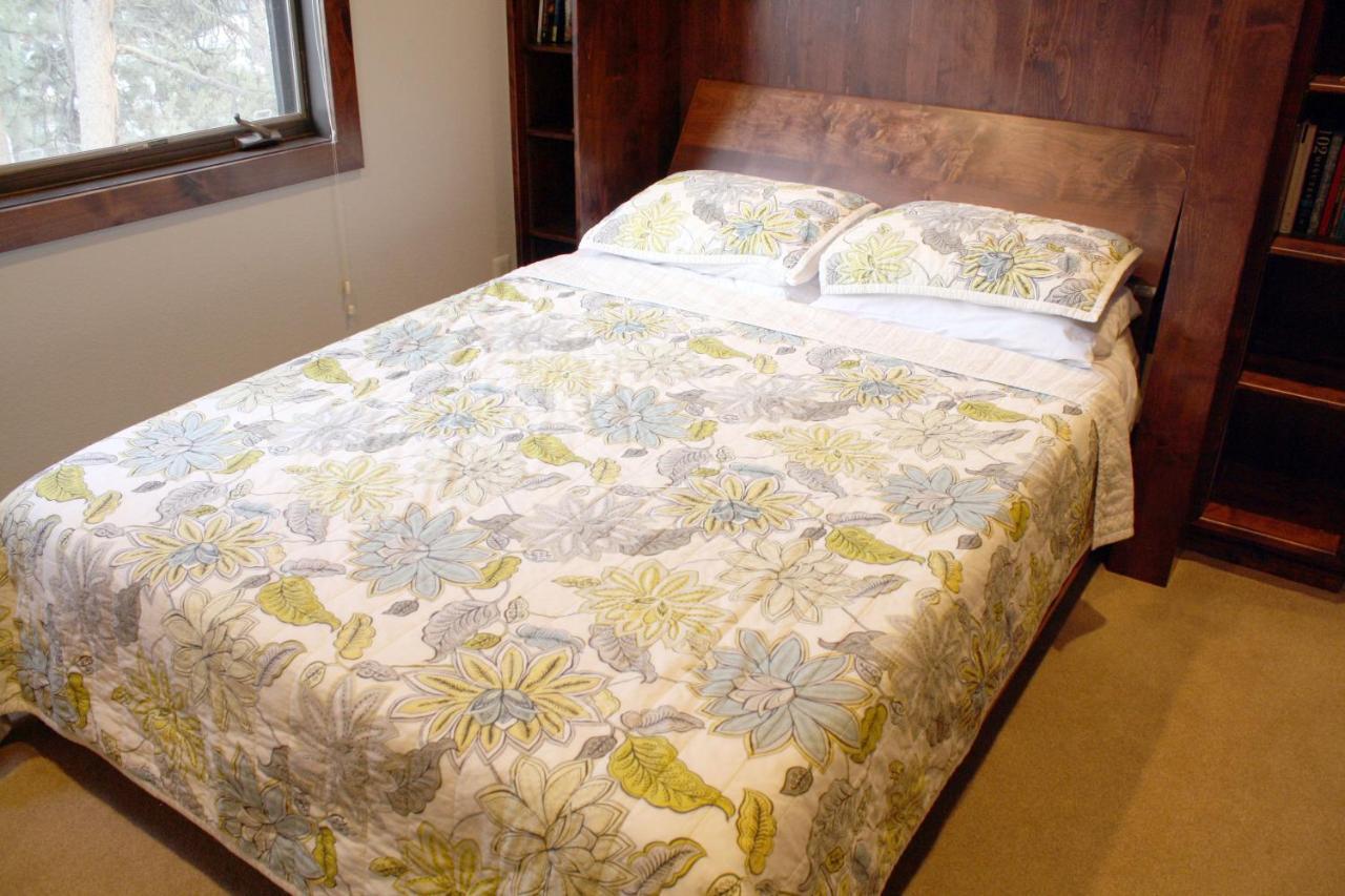 Pinecreek #E - 3 Bedroom - Pool And Hot Tub Access - Close To Town - Shuttle To Slopes Breckenridge Εξωτερικό φωτογραφία